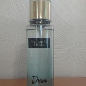 Victoria's Secret Dream Fragrance Mist